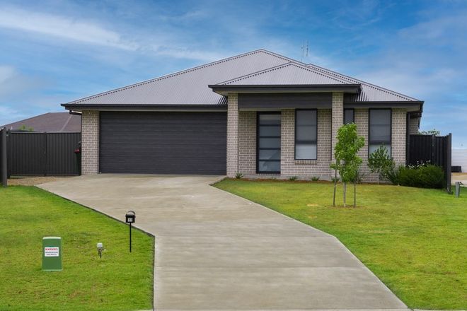 Picture of 11 Mulga Place, MOORE CREEK NSW 2340
