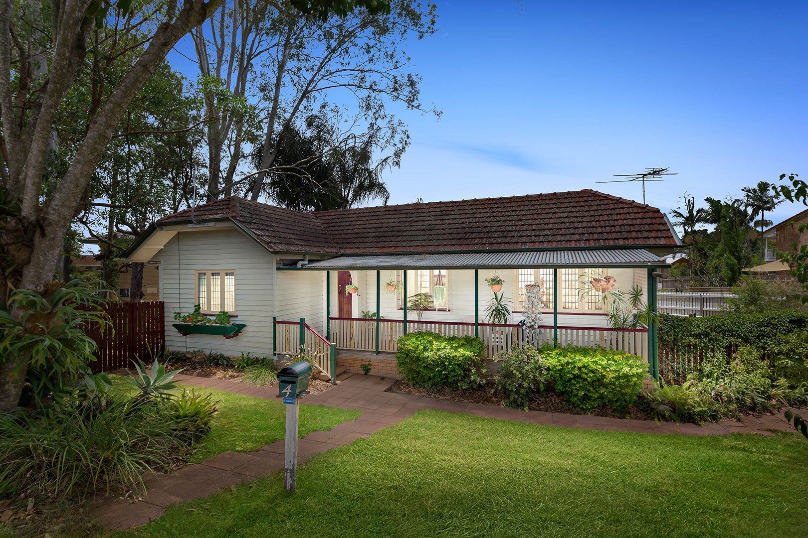 4 Bartlett Street, Morningside QLD 4170, Image 0