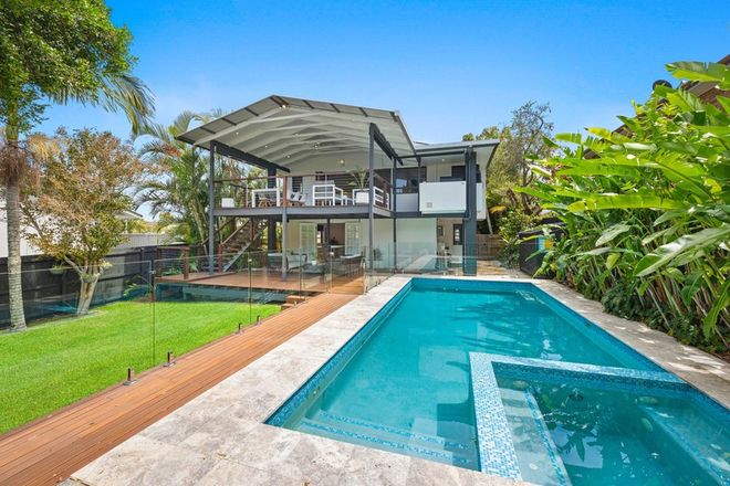 Picture of 13 Lyon Street, DICKY BEACH QLD 4551