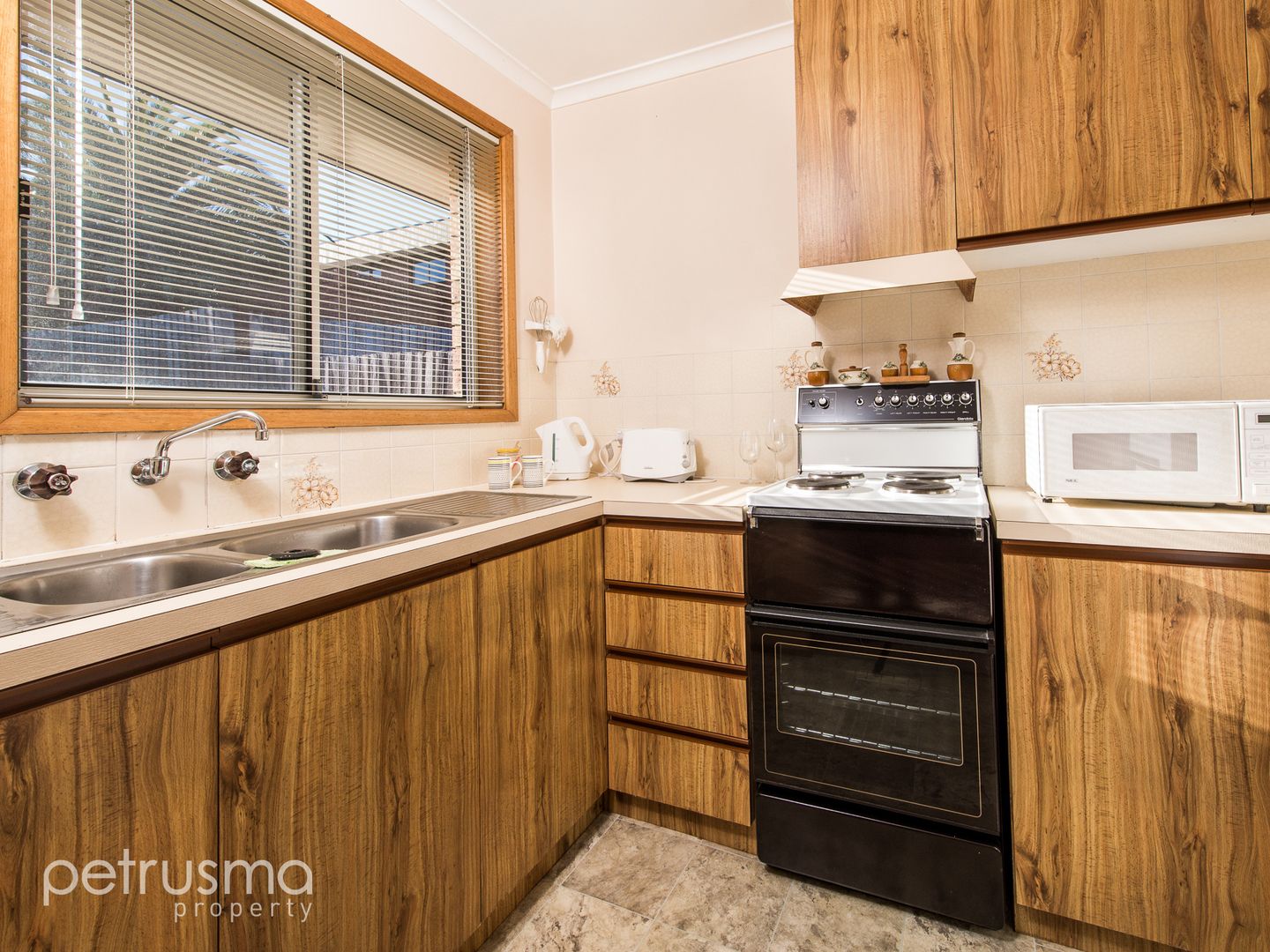 1/18 Norma Street, Howrah TAS 7018, Image 1