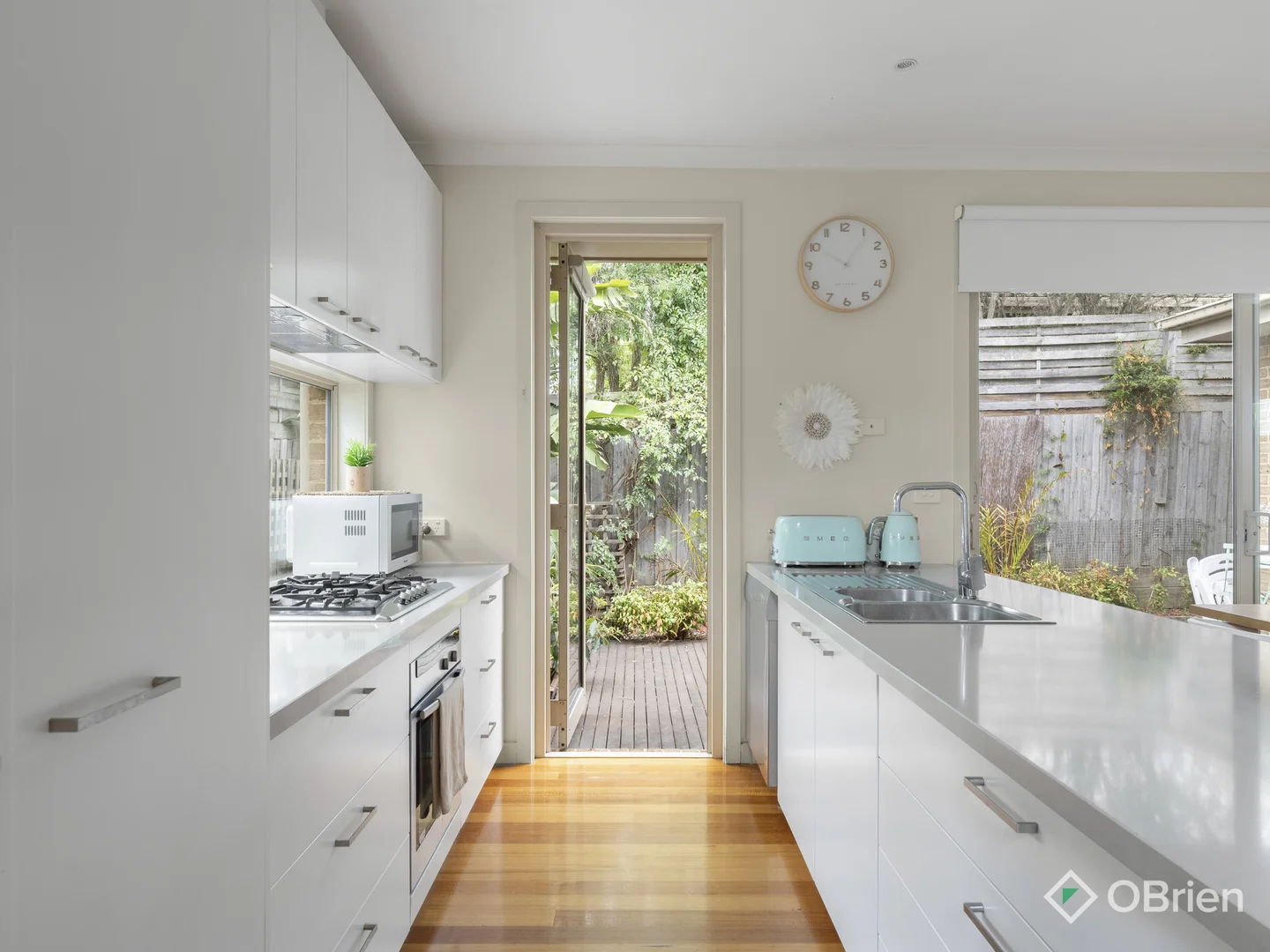 Additional image 7 of 4/13 Lucerne Avenue, Mornington VIC 3931