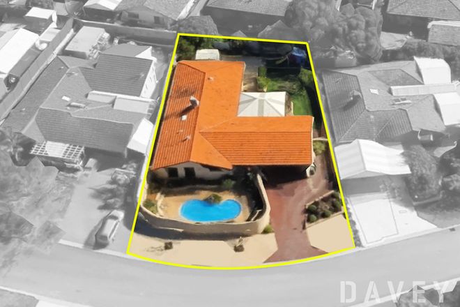 Picture of 4 Garton Place, DUNCRAIG WA 6023