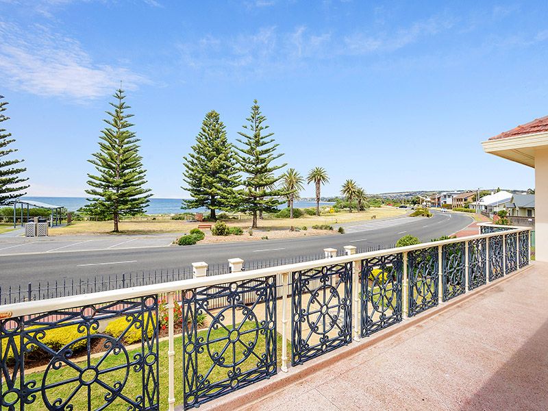 20 Esplanade, Victor Harbor SA 5211, Image 2