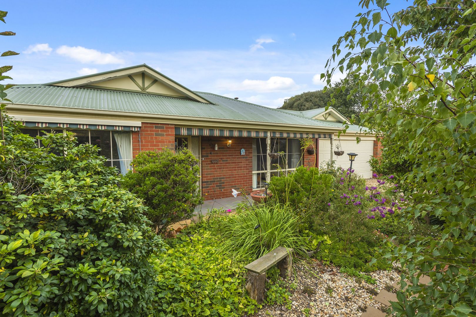 18 Harvest Close, Romsey VIC 3434, Image 2