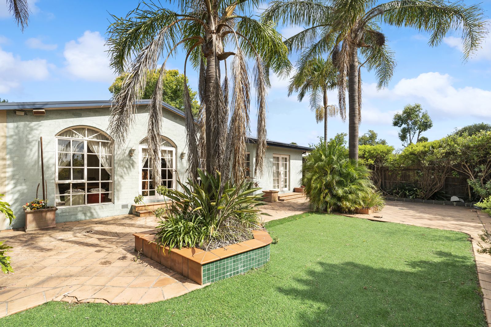 4 bedrooms House in 52-54 Reserve Road BEAUMARIS VIC, 3193