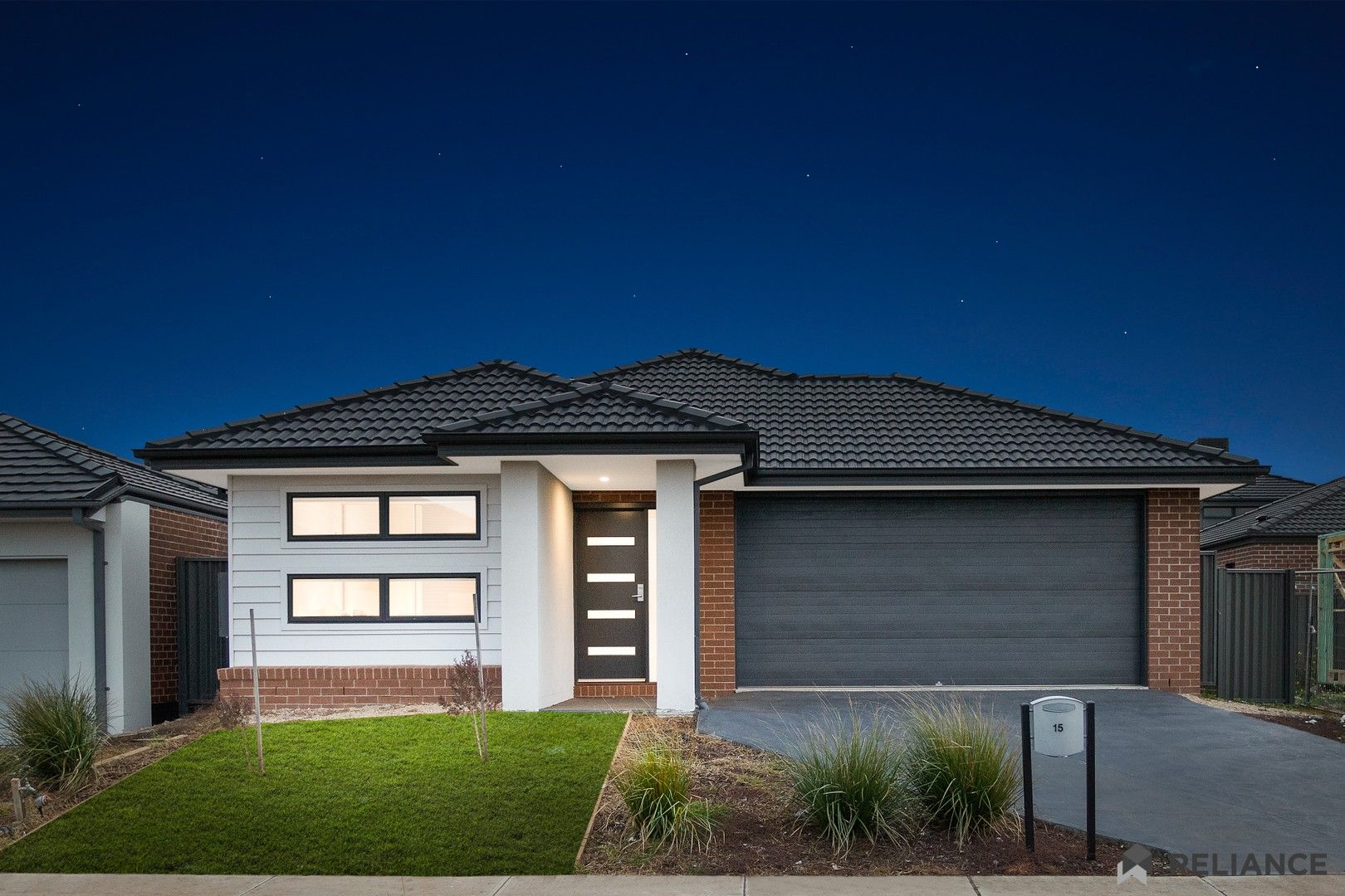 4 bedrooms House in 15 Bronze Street TARNEIT VIC, 3029