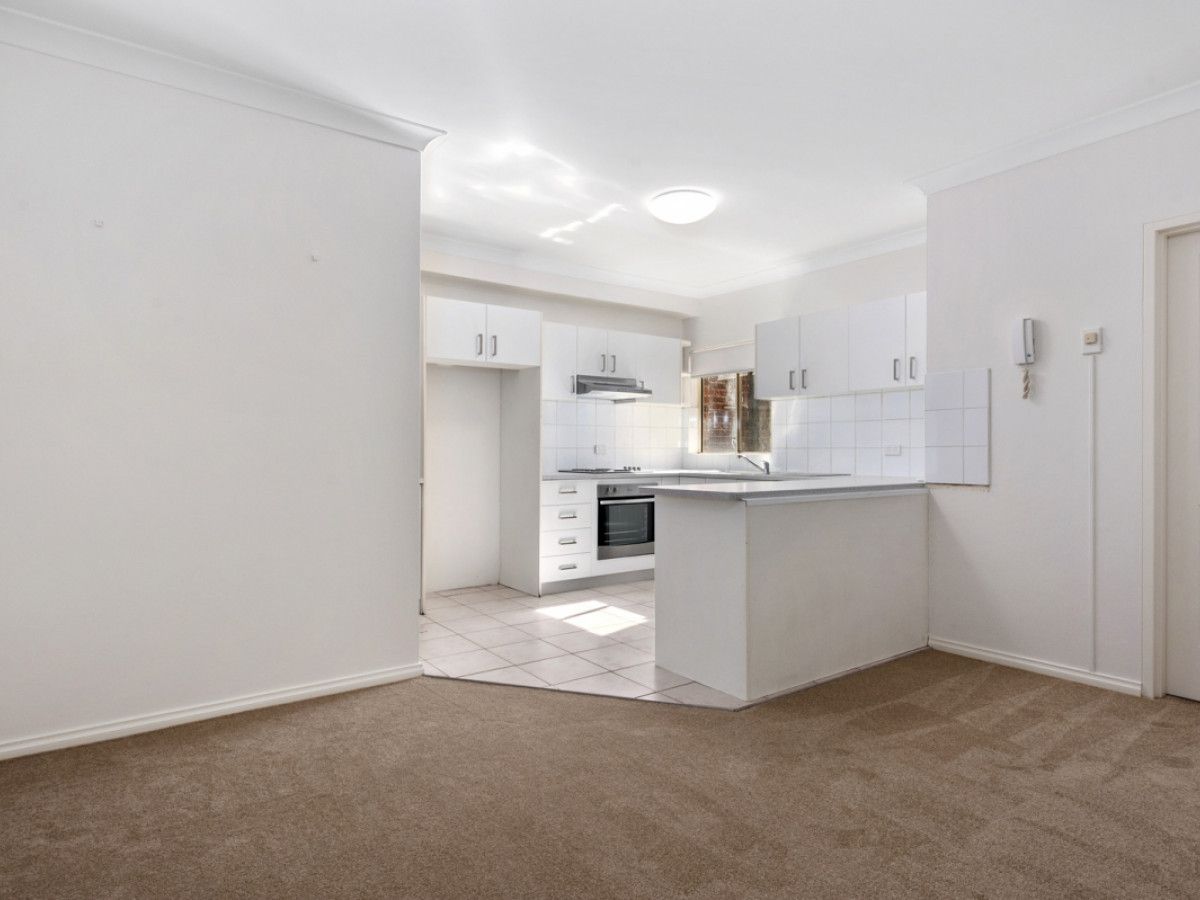 2/3739 Burdett Street, Hornsby NSW 2077 Apartment For Rent Domain