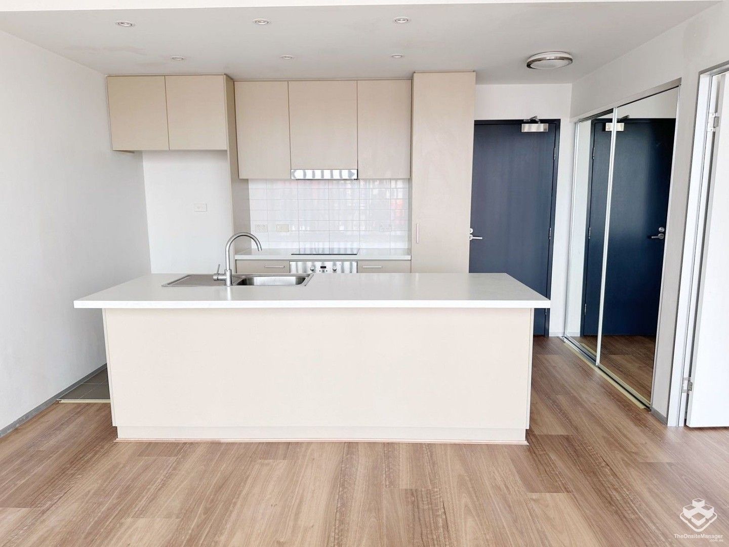 1 bedrooms Apartment / Unit / Flat in ID:21141533/77 Jurgens street WOOLLOONGABBA QLD, 4102