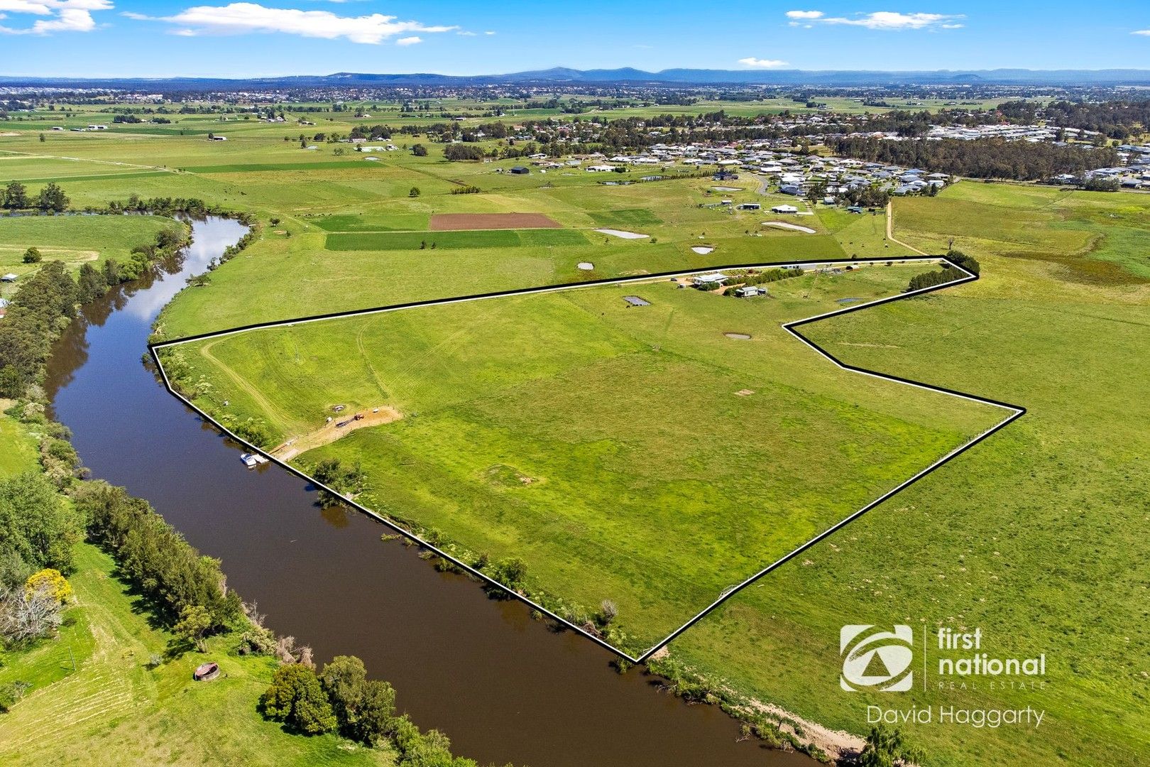 14 Arran Circuit, Largs NSW 2320 House for Sale Domain