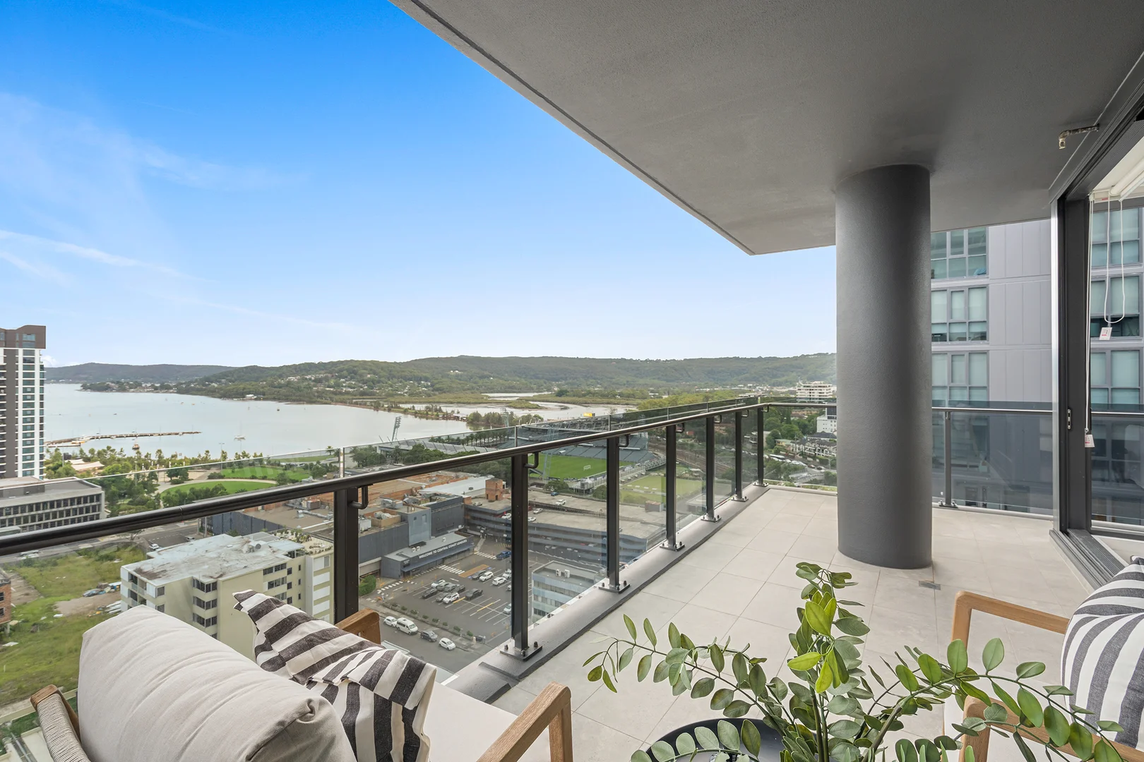 Additional image 3 of E-1706/108 Donnison Street, Gosford NSW 2250