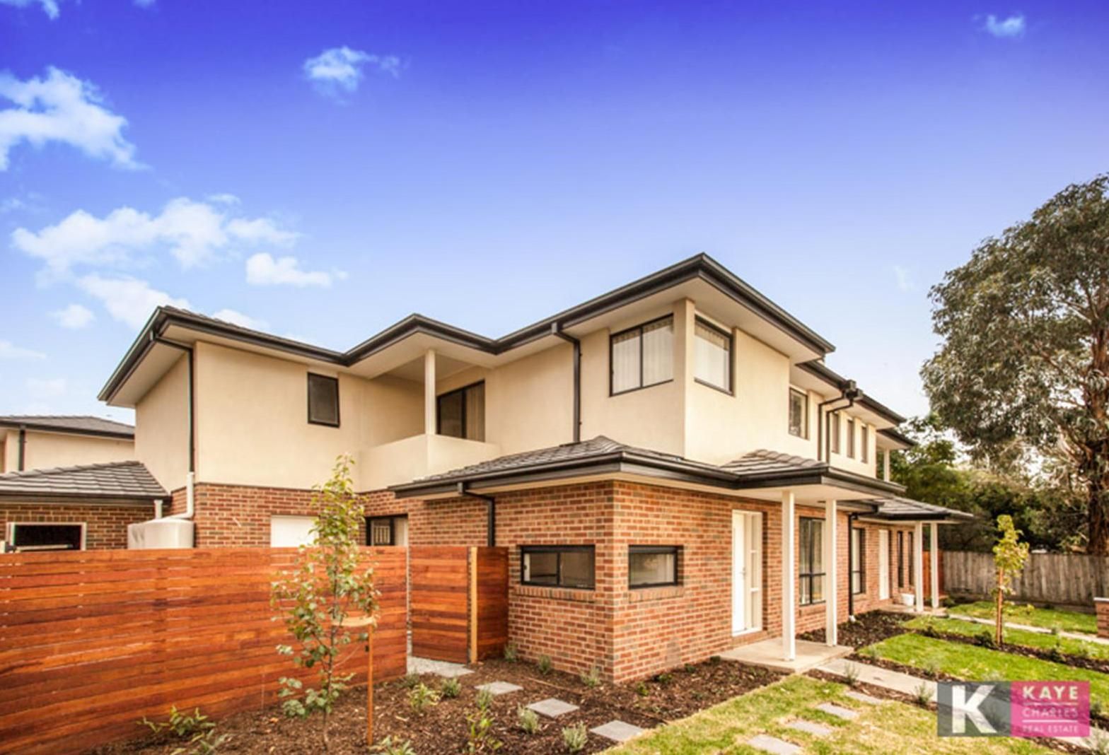 2-4 Edinburgh Drive, BEACONSFIELD VIC 3807, Image 0