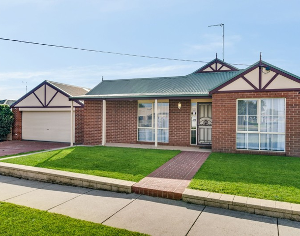 33 Warrawee Road, Leopold VIC 3224