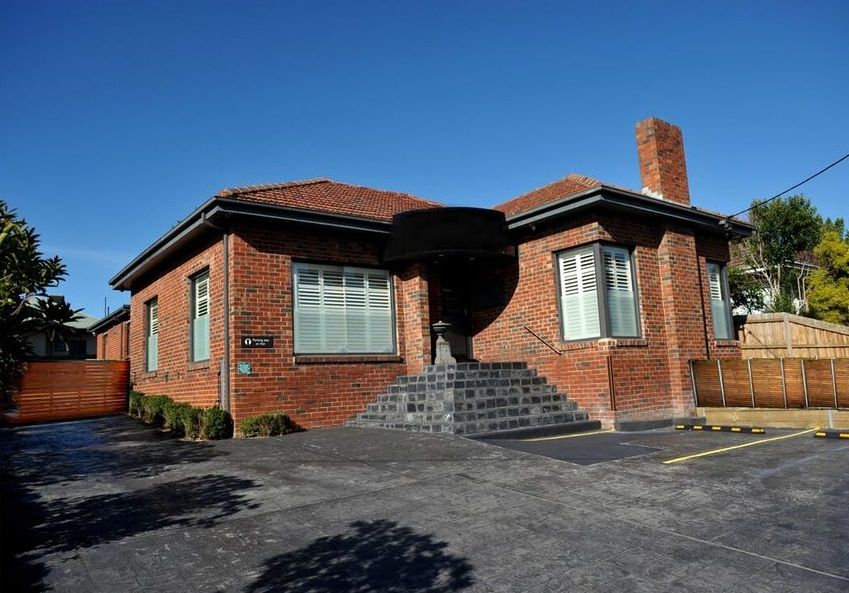 3 bedrooms House in 2/25 Banksia Street EAGLEMONT VIC, 3084