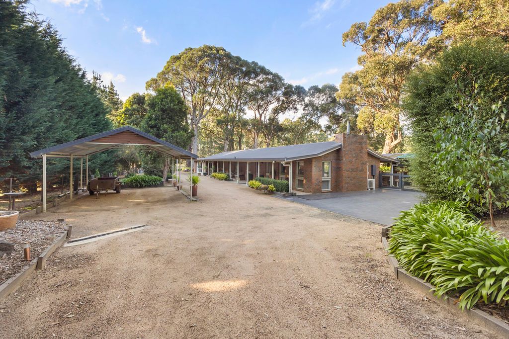 39 Faheys Road, Gordon VIC 3345, Image 1