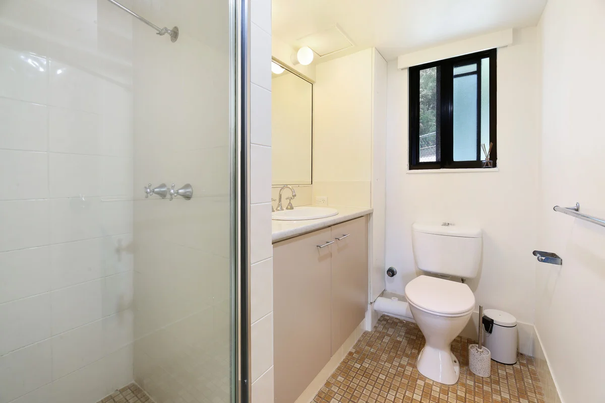 Additional image 13 of 301/29 Hill Avenue, Burleigh Heads QLD 4220