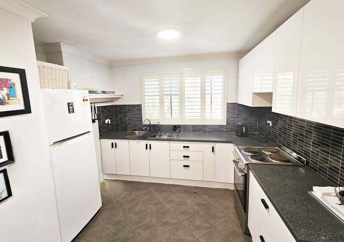 2 bedrooms Apartment / Unit / Flat in  COMO WA, 6152