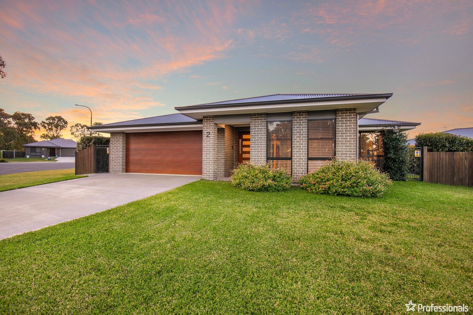 2 Burrell Court Armidale NSW 2350 Domain