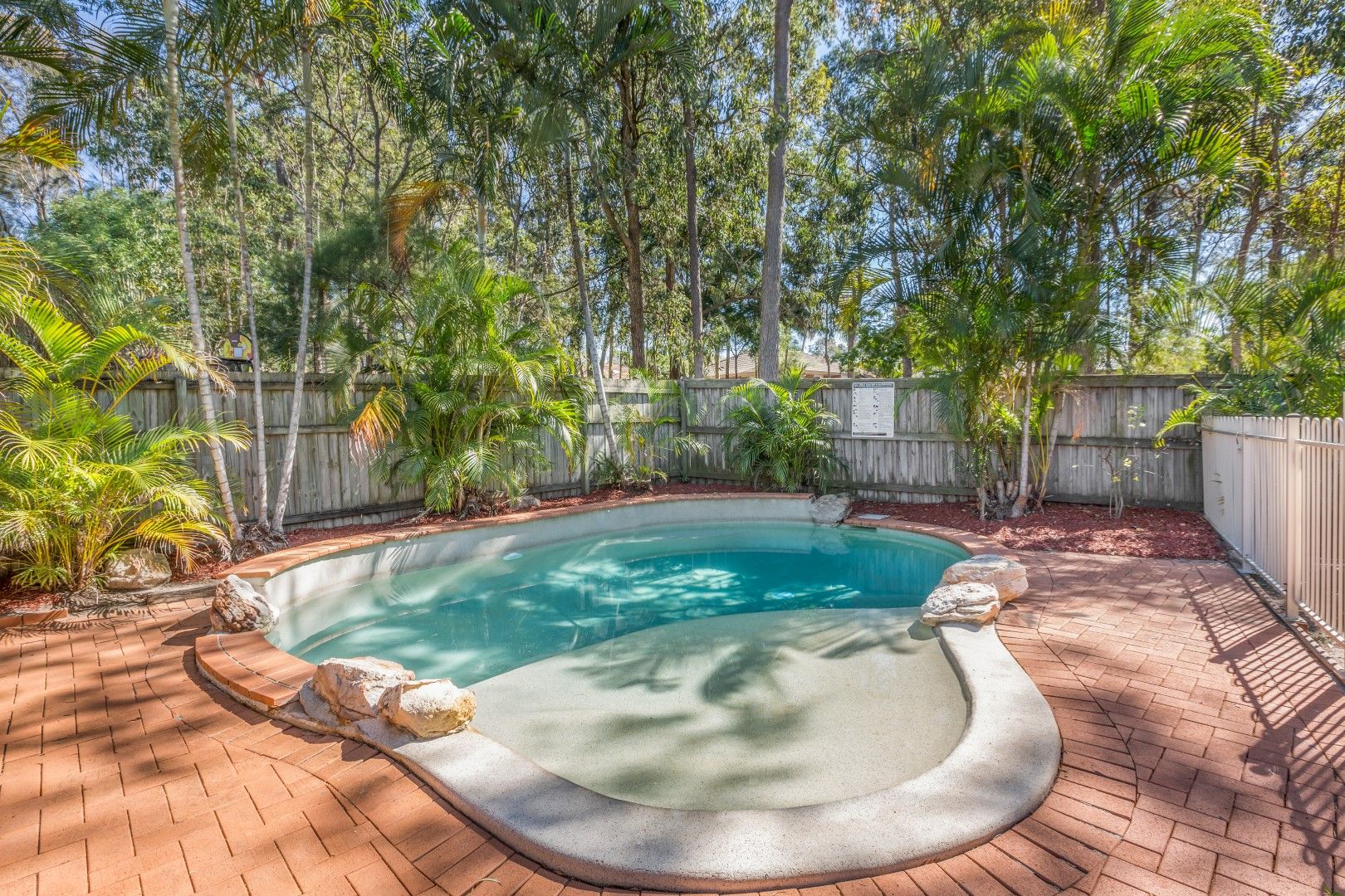 16 Scarlet Place, Forest Lake QLD 4078, Image 2