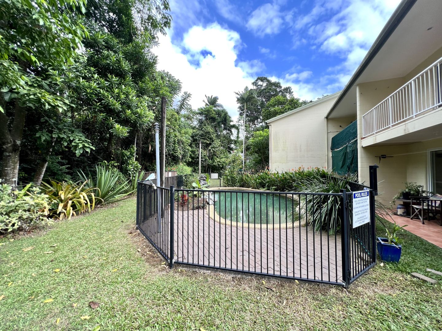 Unit 1/30 Bingil Bay Rd, Bingil Bay QLD 4852, Image 1