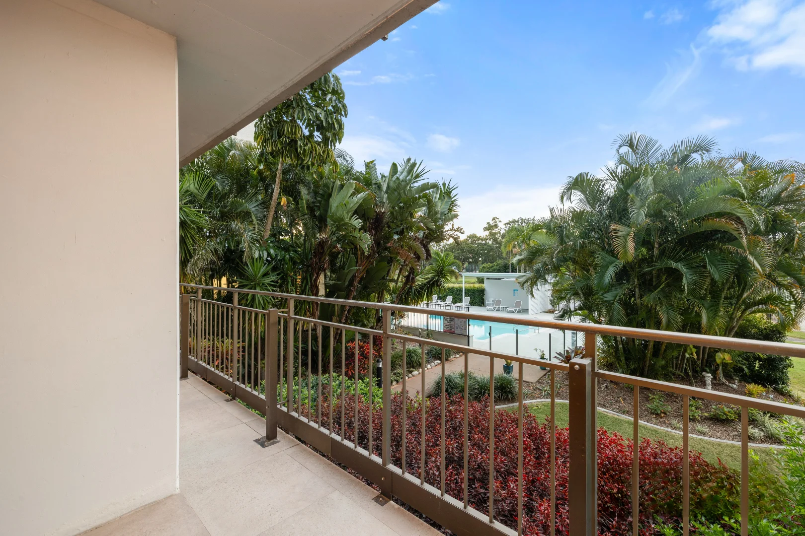 Additional image 4 of 5/13-27 Fairway Drive, Clear Island Waters QLD 4226