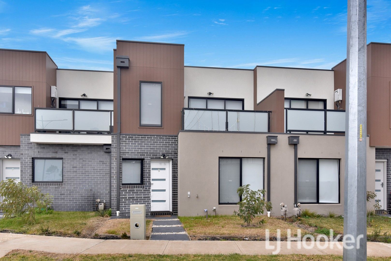 2 bedrooms Townhouse in 29 Terminus Street TARNEIT VIC, 3029
