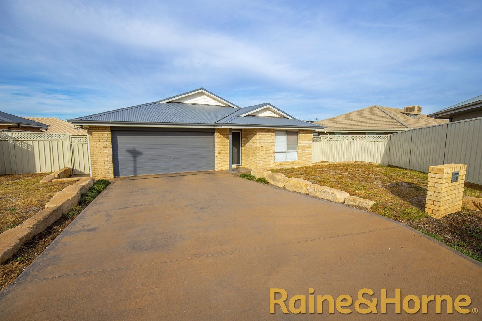 10 Lady Barron Circle, Dubbo NSW 2830, Image 0