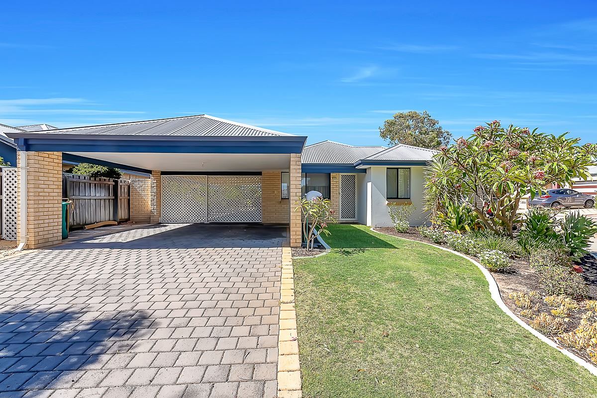3 bedrooms House in 11 Coolamon Boulevard ELLENBROOK WA, 6069