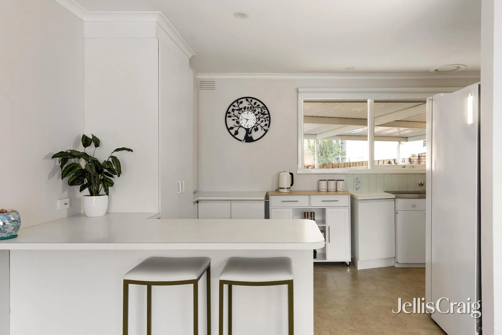 Additional image 3 of 24 Warren Road, Viewbank VIC 3084