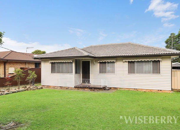 14 Hazel Close, Berkeley Vale NSW 2261