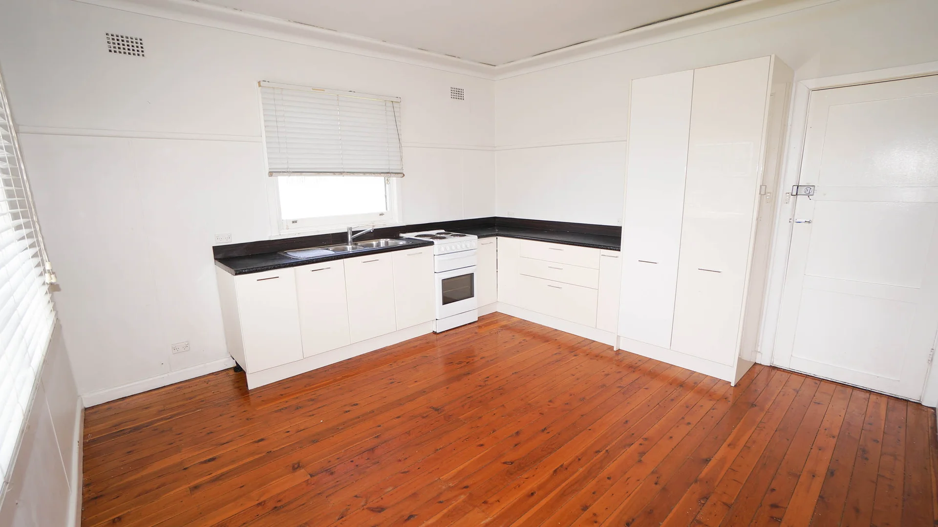 Additional image 5 of 320 Canley Vale Road, Canley Heights NSW 2166