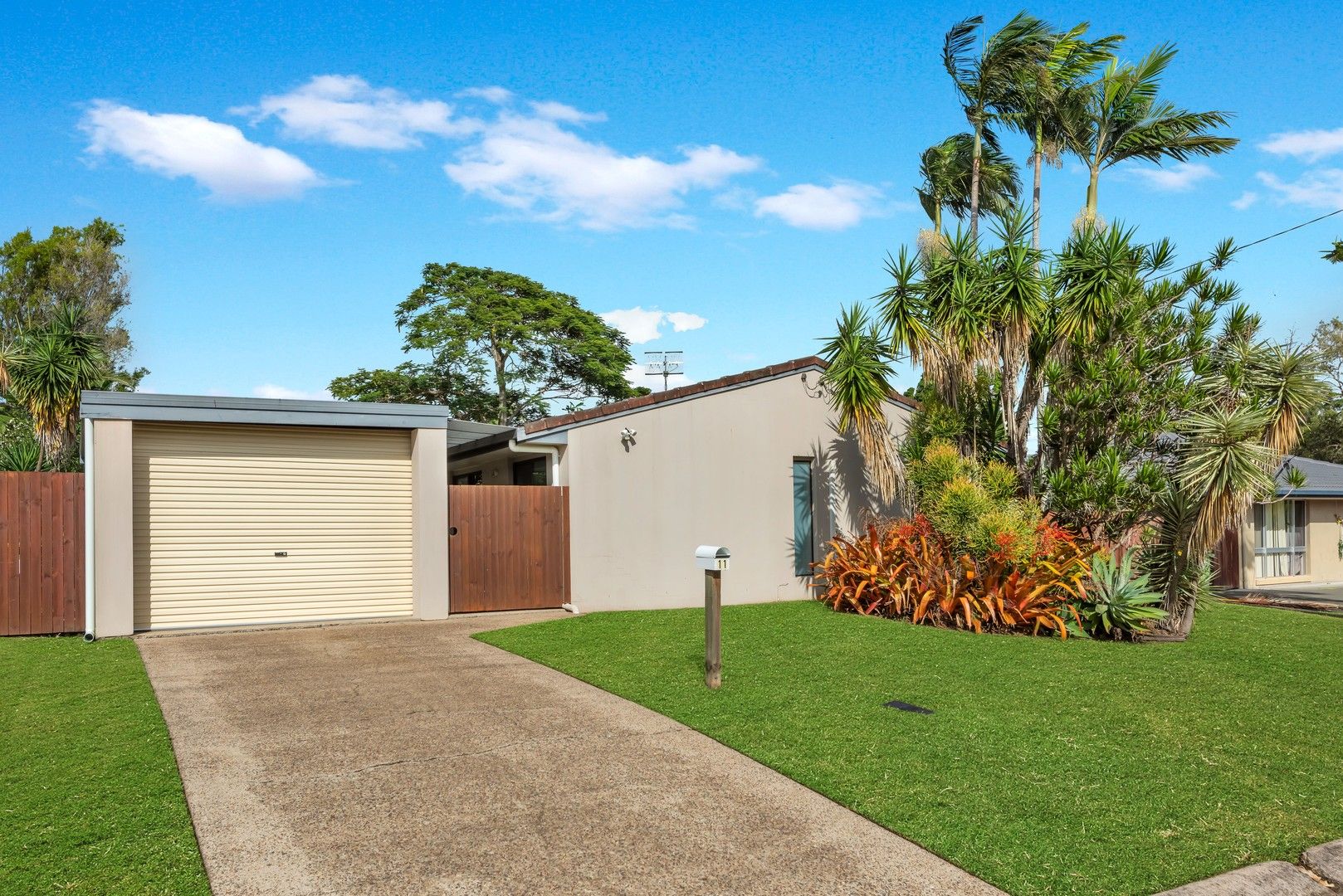 3 bedrooms House in 11 Linksland Street TEWANTIN QLD, 4565