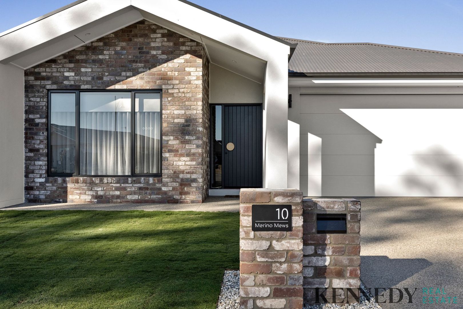 10 Merino Mews, Yarrawonga VIC 3730, Image 2