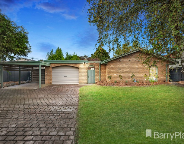 38 Oaklands Crescent, Frankston VIC 3199