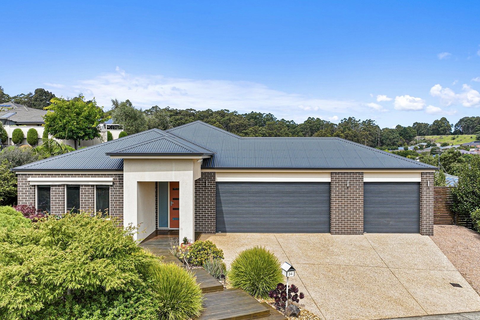 34 Waterside Drive, Drouin VIC 3818, Image 0