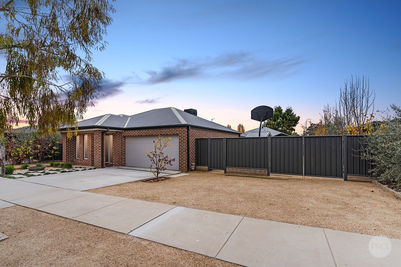 4 bedrooms House in 11 Grayton Street MARONG VIC, 3515