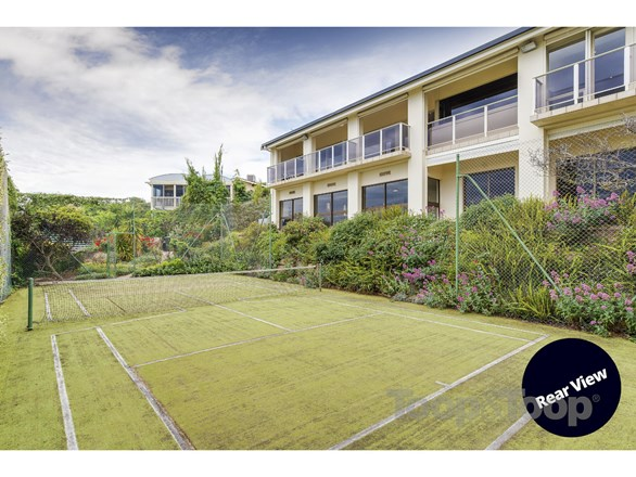 10 Woodhouse Crescent, Wattle Park SA 5066