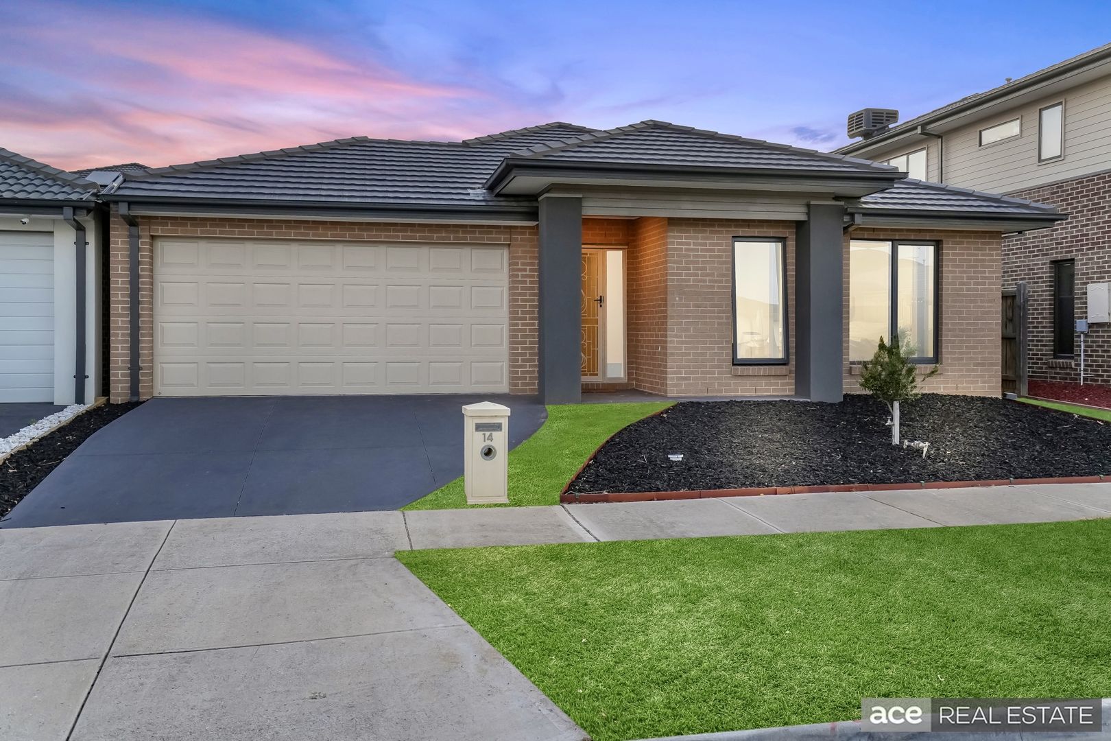 14 Yarkon Way, Point Cook VIC 3030 Domain