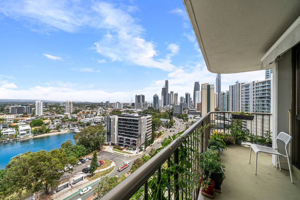 58/43 Enderley Avenue, SURFERS PARADISE QLD 4217 - Image 3