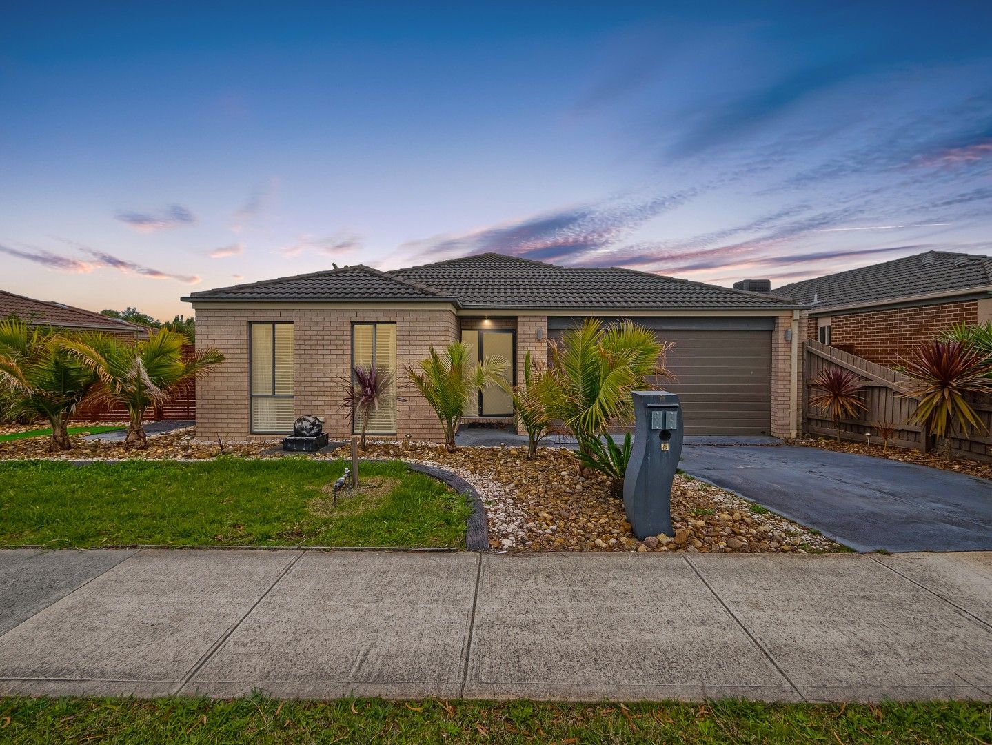 88 Calais Circuit, Cranbourne West VIC 3977, Image 0