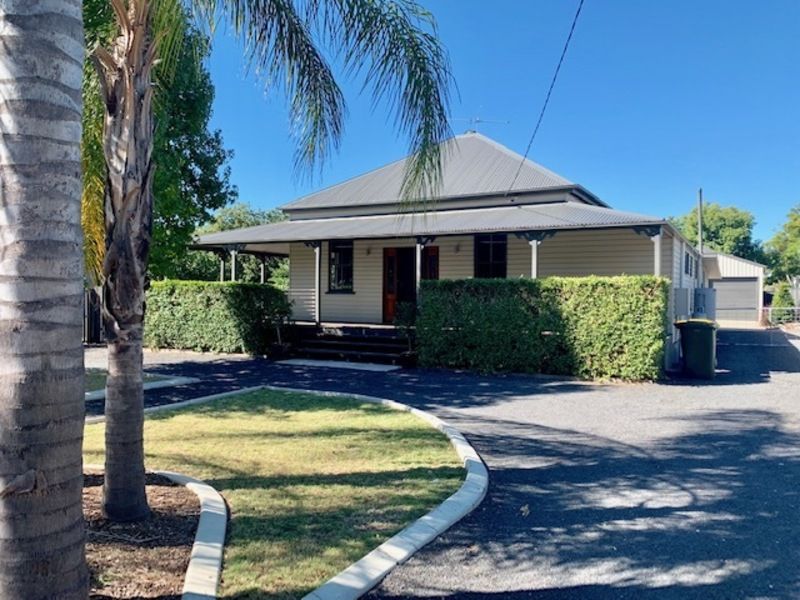 4 bedrooms House in 5 Wood Street CHINCHILLA QLD, 4413