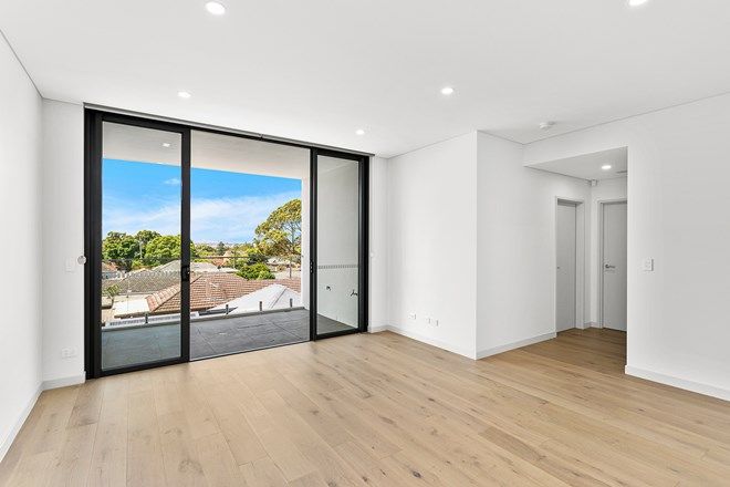 Picture of Level 2, 204/7-9 Hinkler Avenue, CARINGBAH NSW 2229
