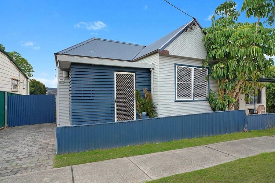 42 Carrington Street, West Wallsend NSW 2286, Image 0