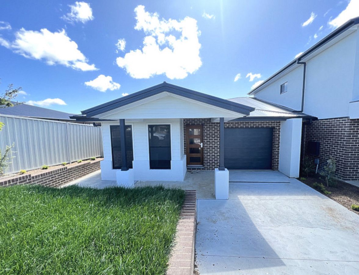 31 Quiberon Way, Goulburn NSW 2580, Image 0