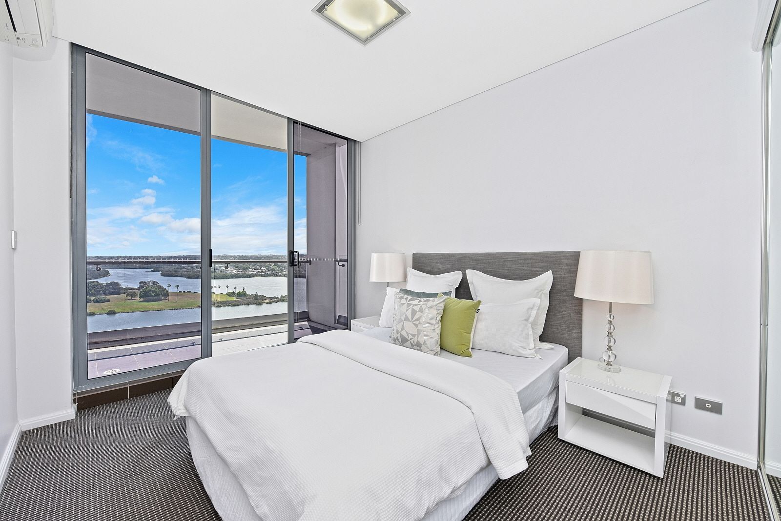 1501/87 Shoreline Drive, Rhodes NSW 2138, Image 2