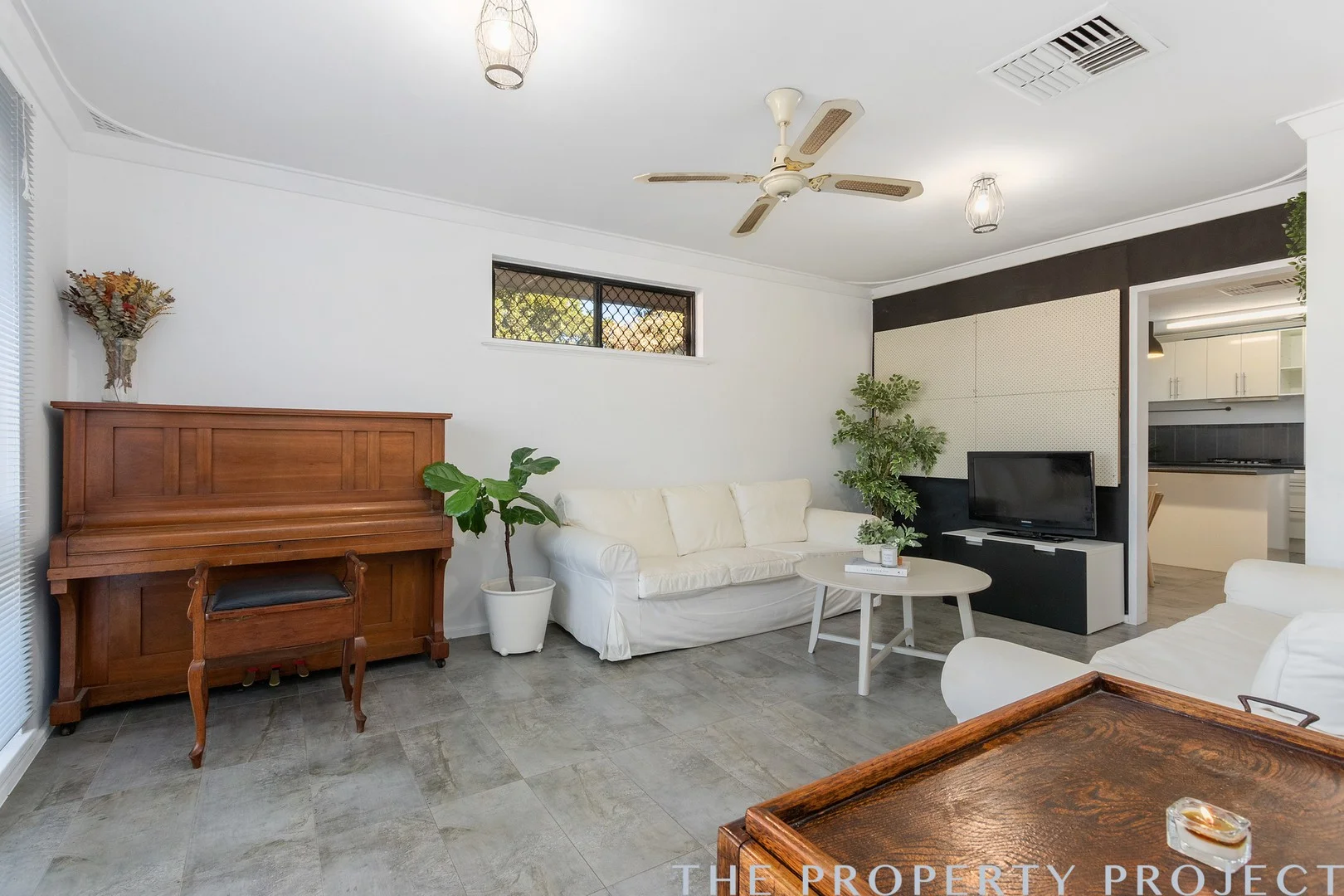 69A Kitchener Avenue, Victoria Park WA 6100