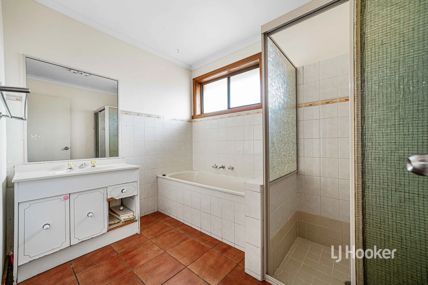 Additional image 11 of 3 Malven Close, Werribee VIC 3030