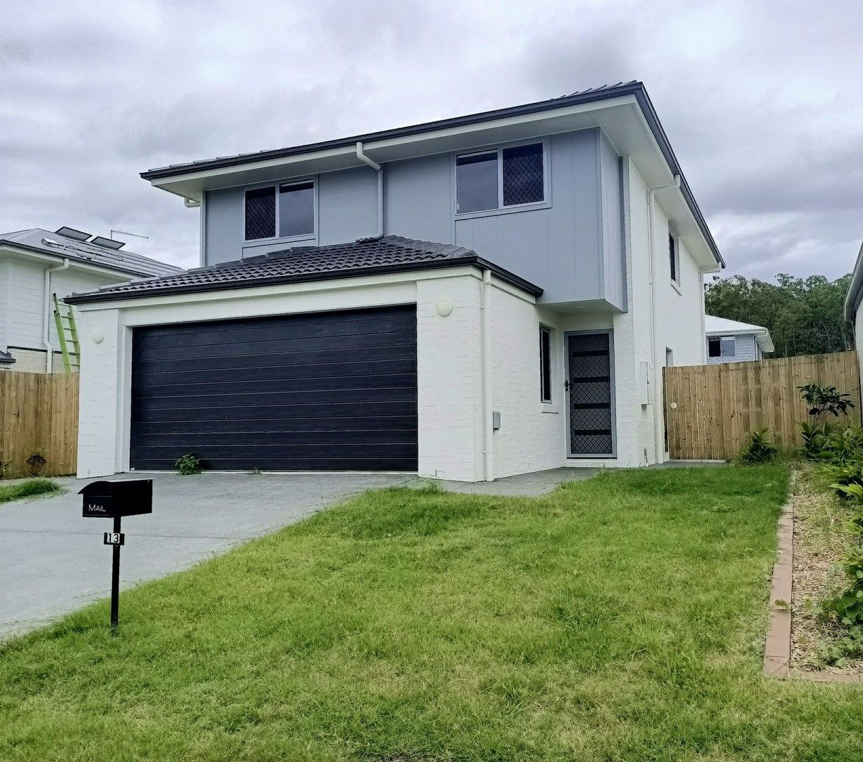 4 bedrooms House in 13 HIBBARD COURT COLLINGWOOD PARK QLD, 4301