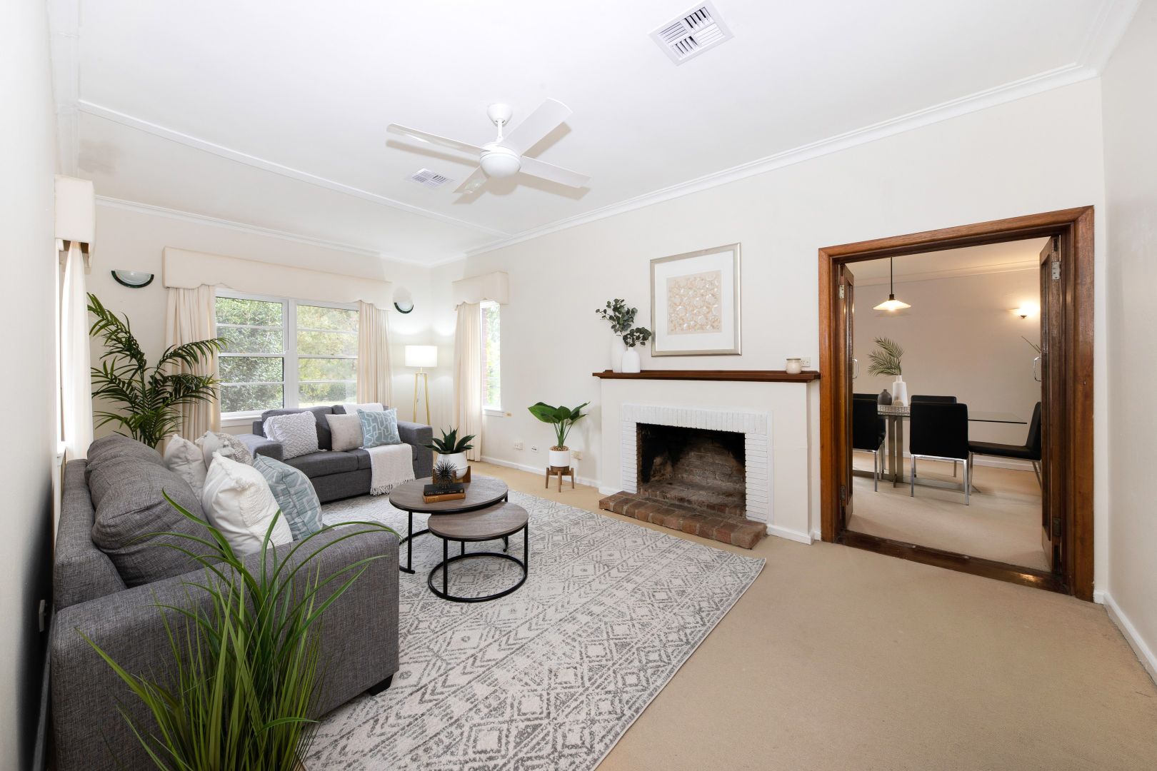 54 McKinlay Street, Narrabundah ACT 2604, Image 2