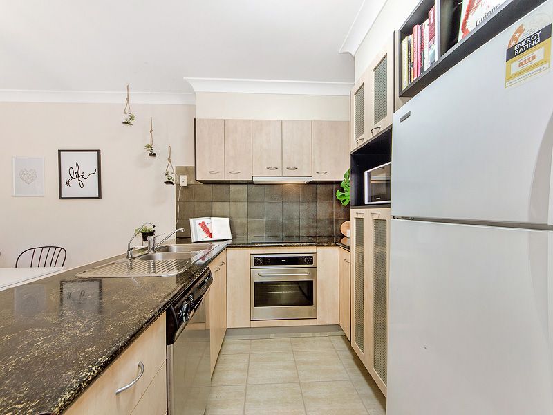 5/25 Collins St, Clayfield QLD 4011, Image 2