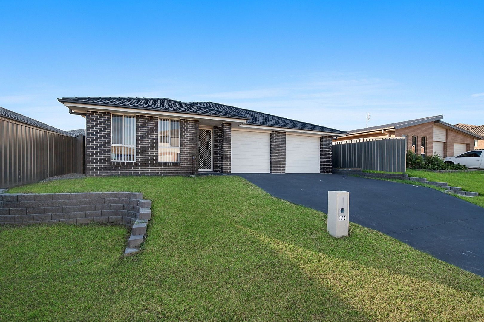 5 bedrooms Semi-Detached in 1 & 2/6 Shalistan Street CLIFTLEIGH NSW, 2321